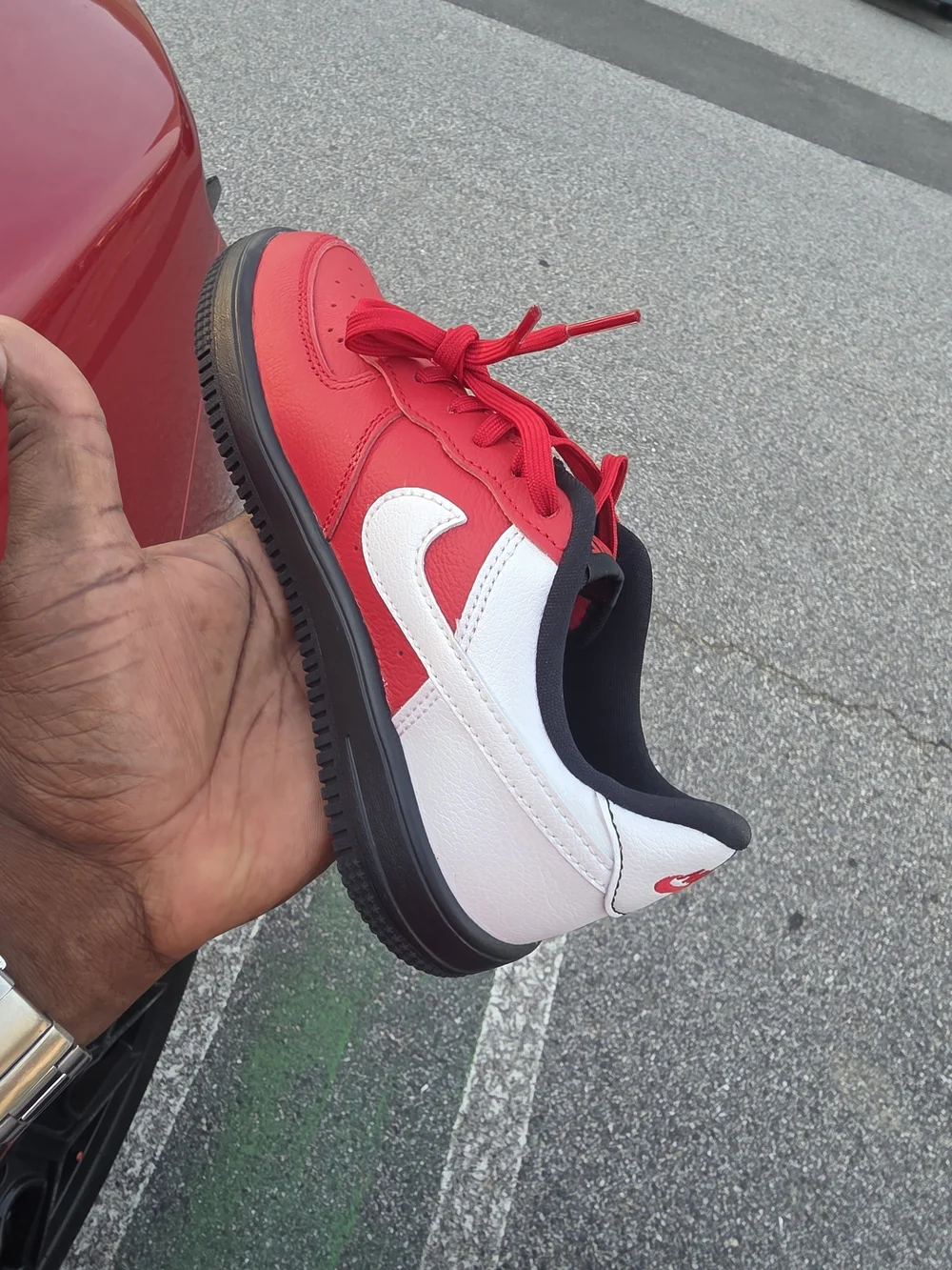 Nike Kids' Low-Top Sneaker in Red and Black